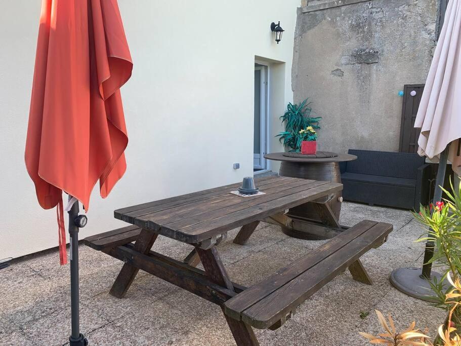 דירות Boyer Studio Cosy Avec Terrasse. מראה חיצוני תמונה