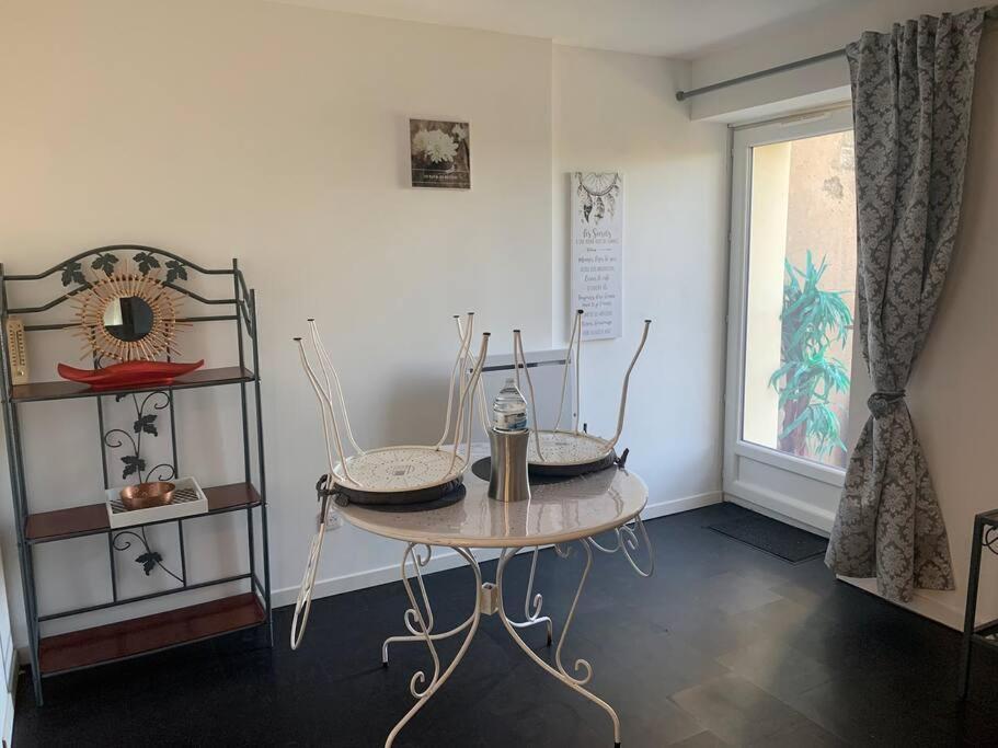 דירות Boyer Studio Cosy Avec Terrasse. מראה חיצוני תמונה